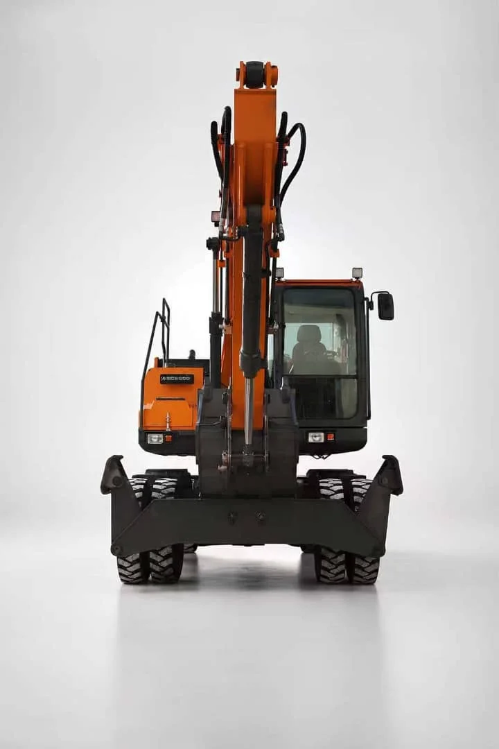 Front view of the ASCESCO AZM-150W wheel excavator